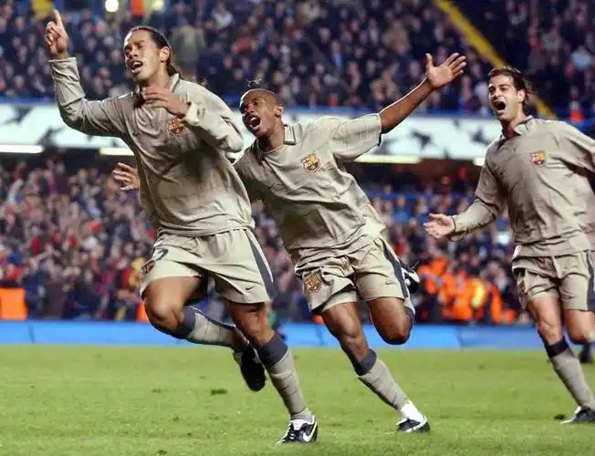 斯试图签下 斯试图签下